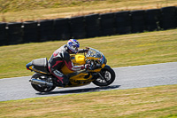 enduro-digital-images;event-digital-images;eventdigitalimages;mallory-park;mallory-park-photographs;mallory-park-trackday;mallory-park-trackday-photographs;no-limits-trackdays;peter-wileman-photography;racing-digital-images;trackday-digital-images;trackday-photos